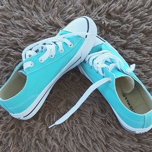 Ladies Airwalk Sneakers